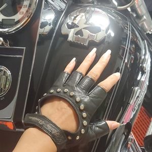 Harley davidson  woman fingerless gloves .